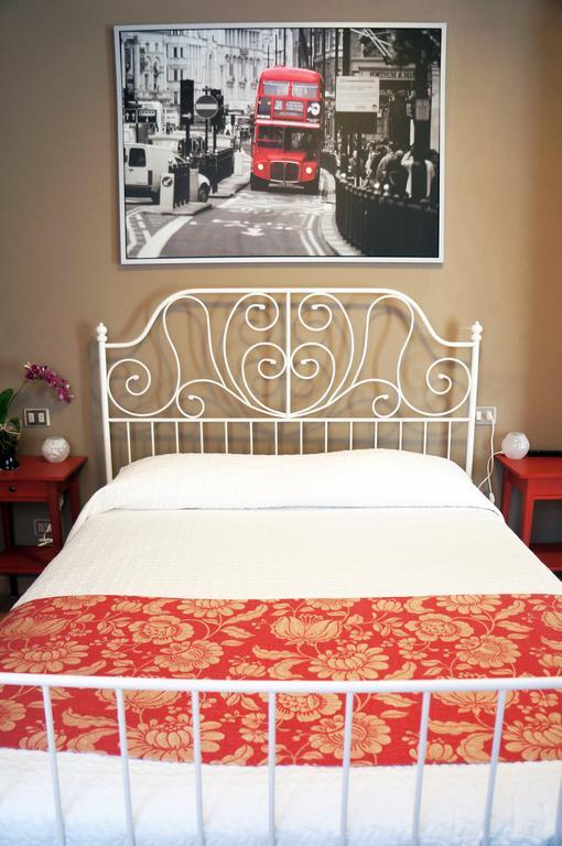 Alexander Rooms Tirano Δωμάτιο φωτογραφία