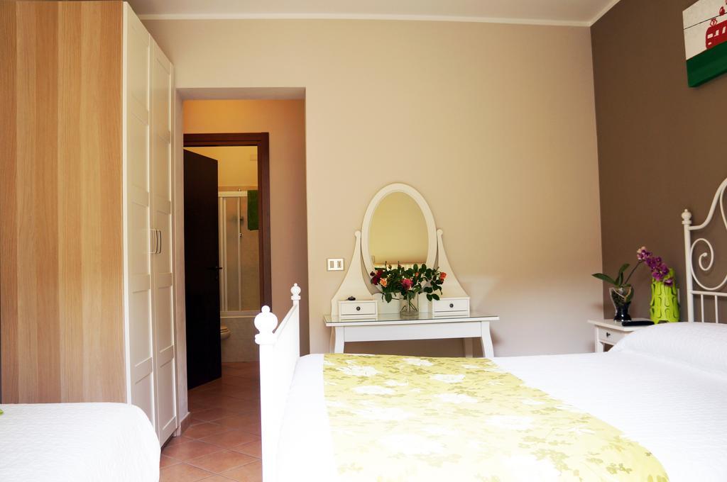 Alexander Rooms Tirano Δωμάτιο φωτογραφία